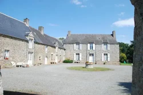 Holiday home Gites Manoir du Ranleon 3 - Miniature 4