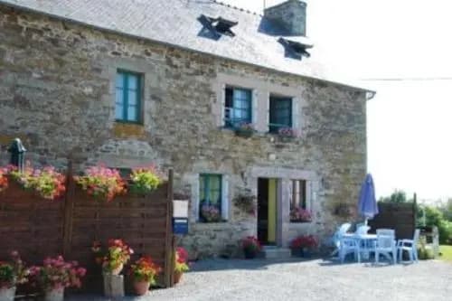Holiday home Gites Manoir du Ranleon 3 - Miniature 2