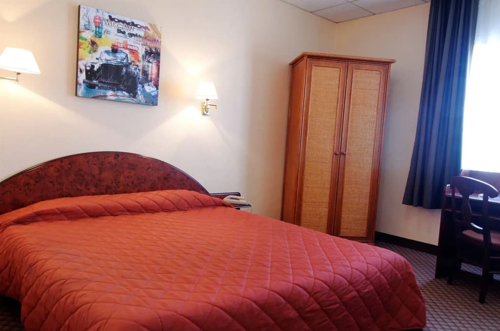 Hôtel Régina - Miniature 5