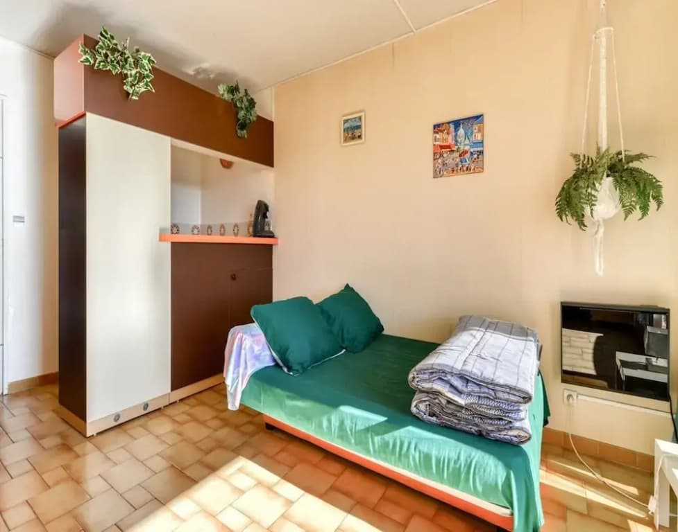Sunny Apartment by the Sea - Photo 3