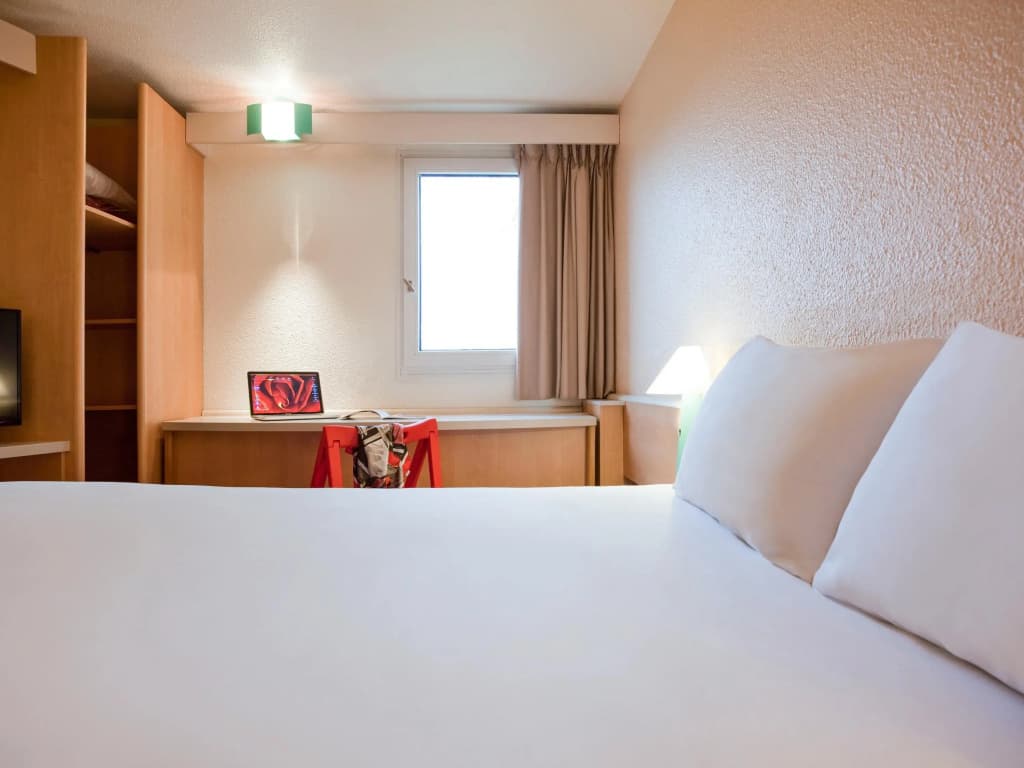 Ibis Provins - Photo 3