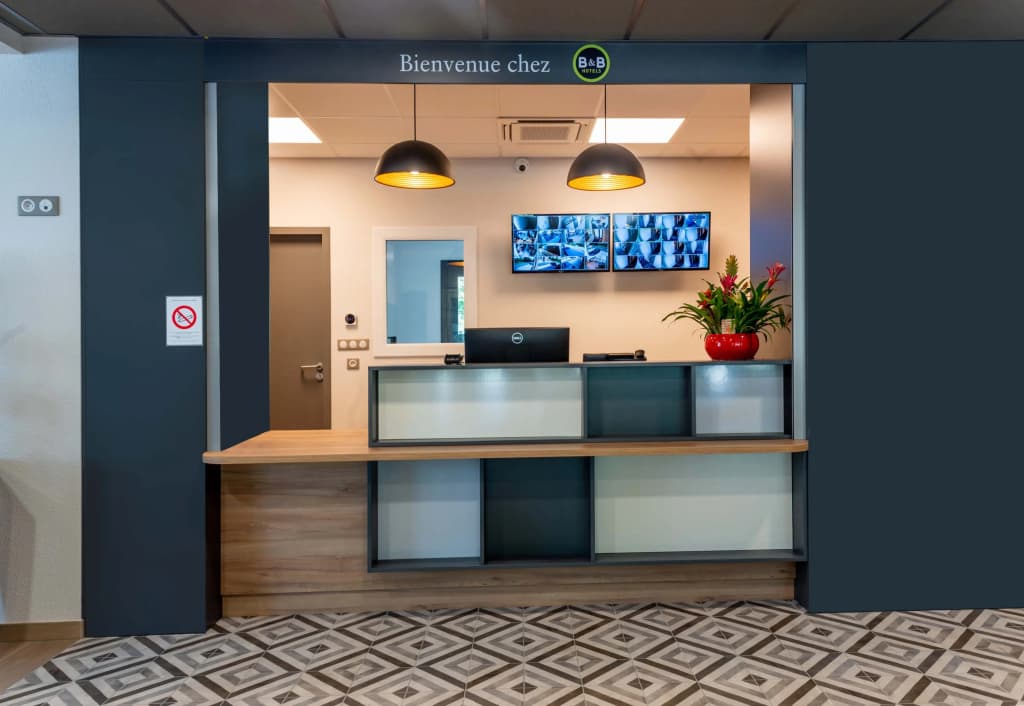 B&B HOTEL Aix-Les-Bains - Miniature 6