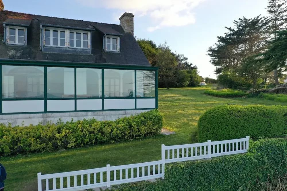 Superb sea View / Private Beach Access - Photo 1