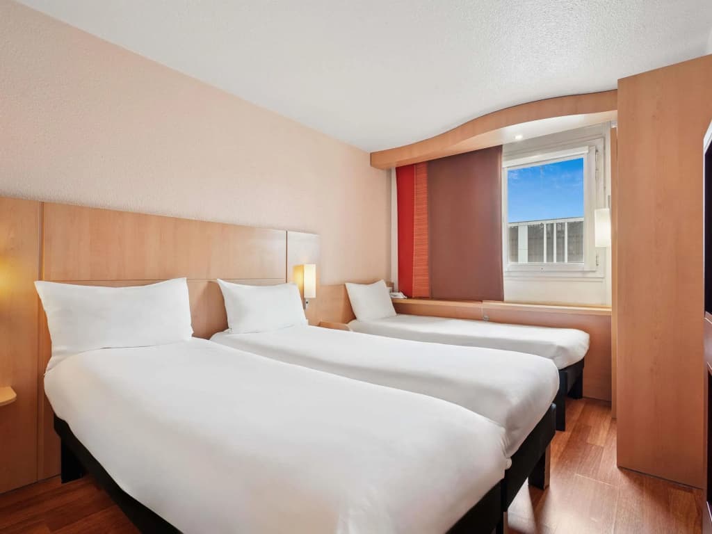 ibis Paris Porte d'Orléans - Photo 4
