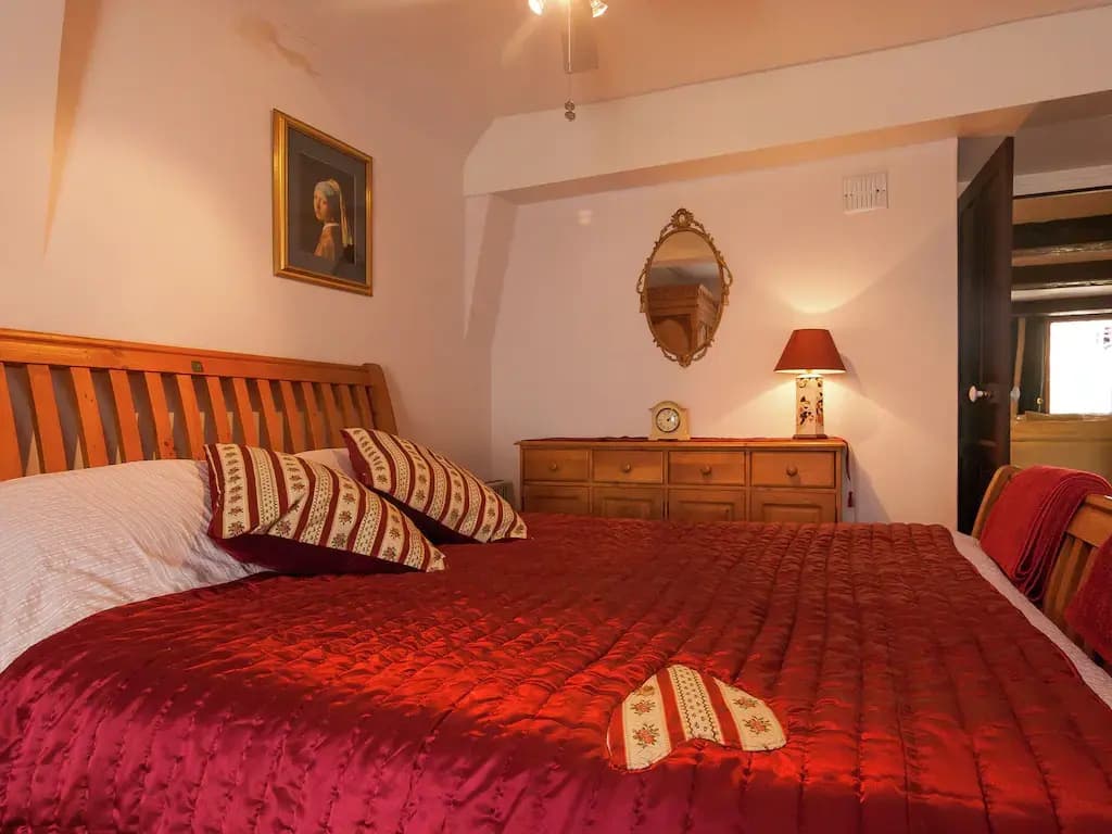 Elegant Holiday Home in Coubjours with Private Garden - Photo 5