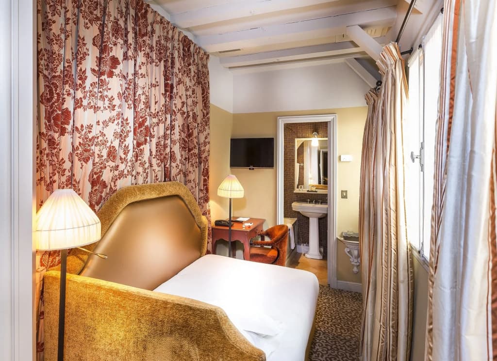 Hotel Odéon Saint Germain - Photo 2