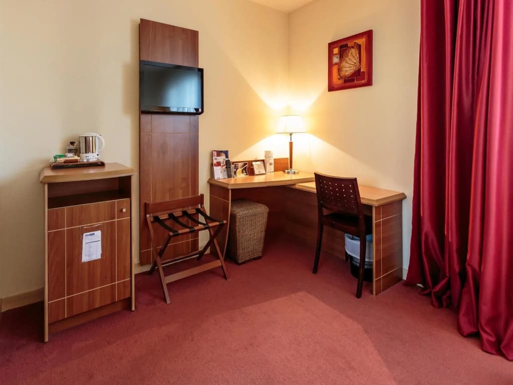 Kyriad Clermont-Ferrand Centre - Miniature 7