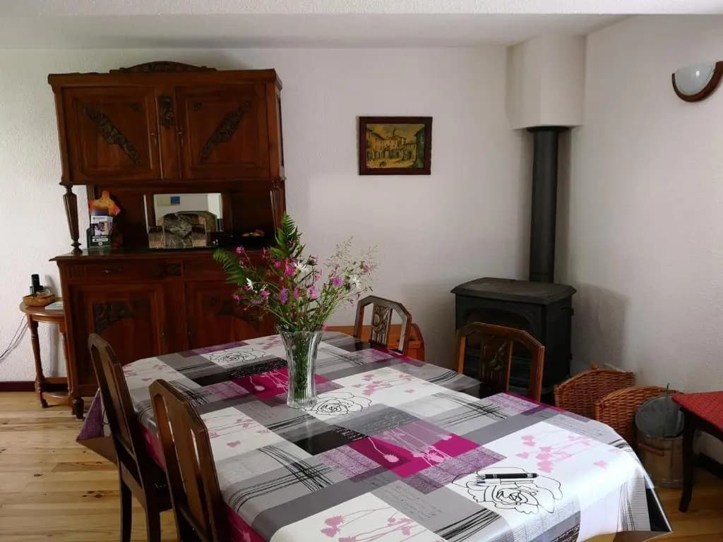 Gîte Ferrières-sur-Sichon, 4 pièces, 8 personnes - FR-1-489-212 - Photo 1