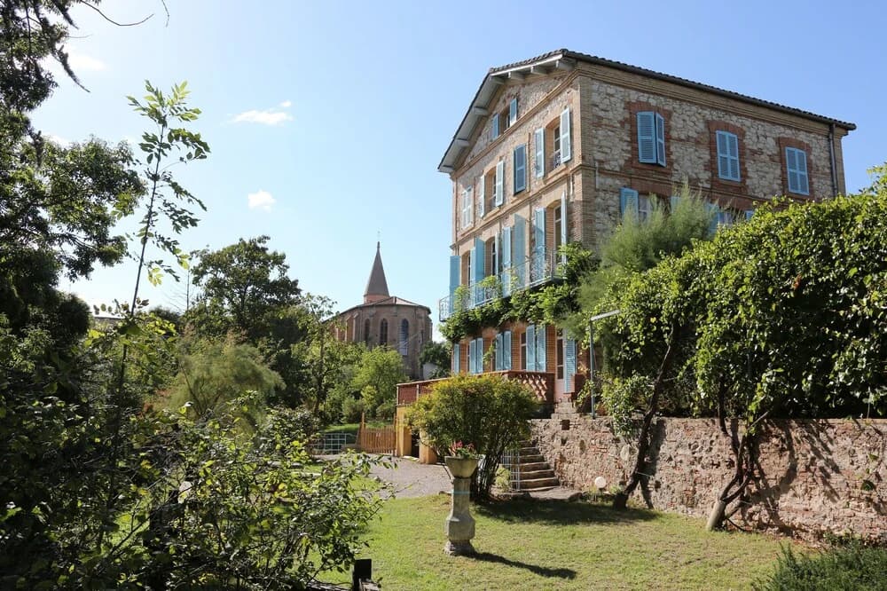 Hotel Restaurant La Verrerie - Photo 1