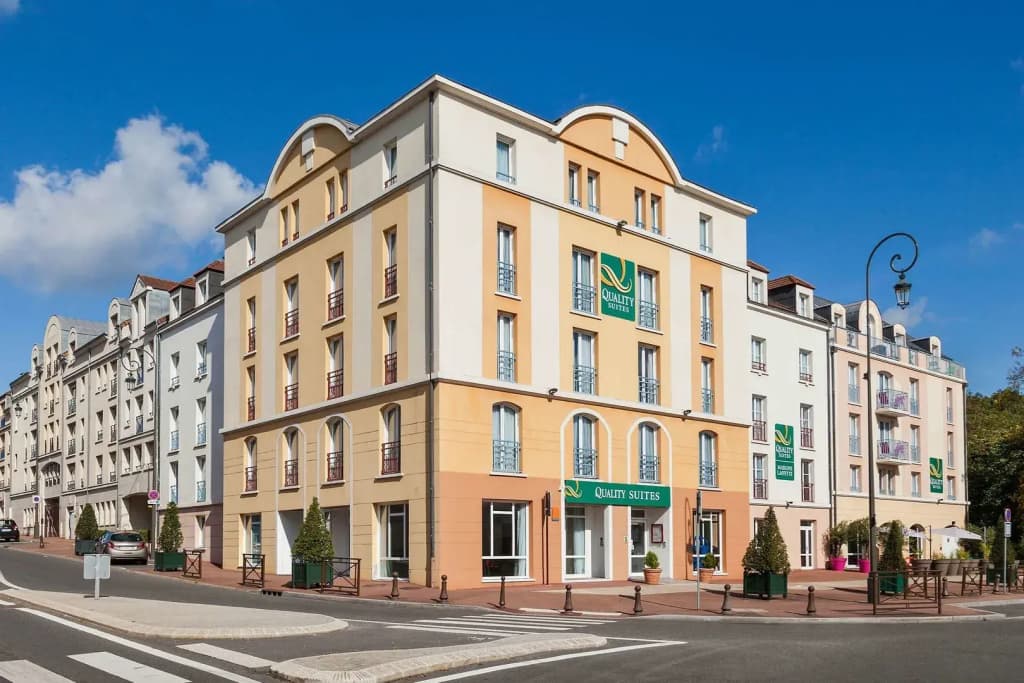Hôtel du château - Photo 1