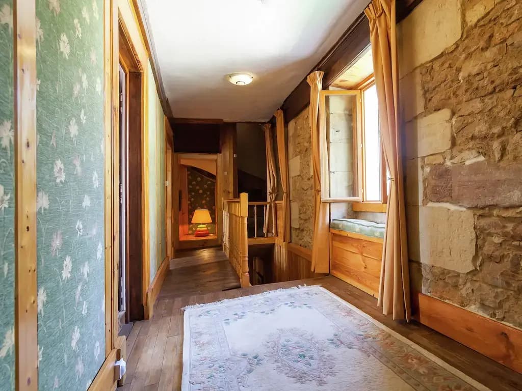 Elegant Holiday Home in Coubjours with Private Garden - Photo 3