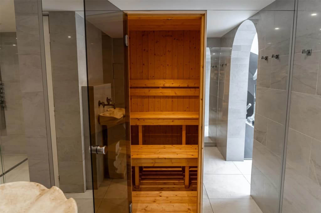 Cour des Loges Lyon, A Radisson Collection Hotel - Miniature 8