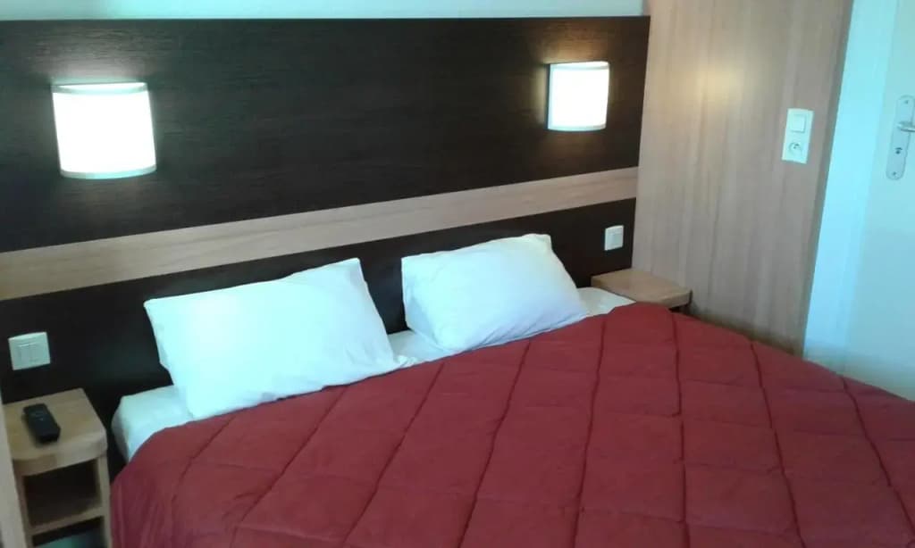B&B HOTEL Bayeux - Photo 3