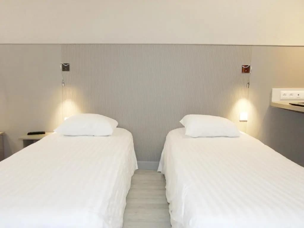 Brit Hotel Lille Centre - Photo 4