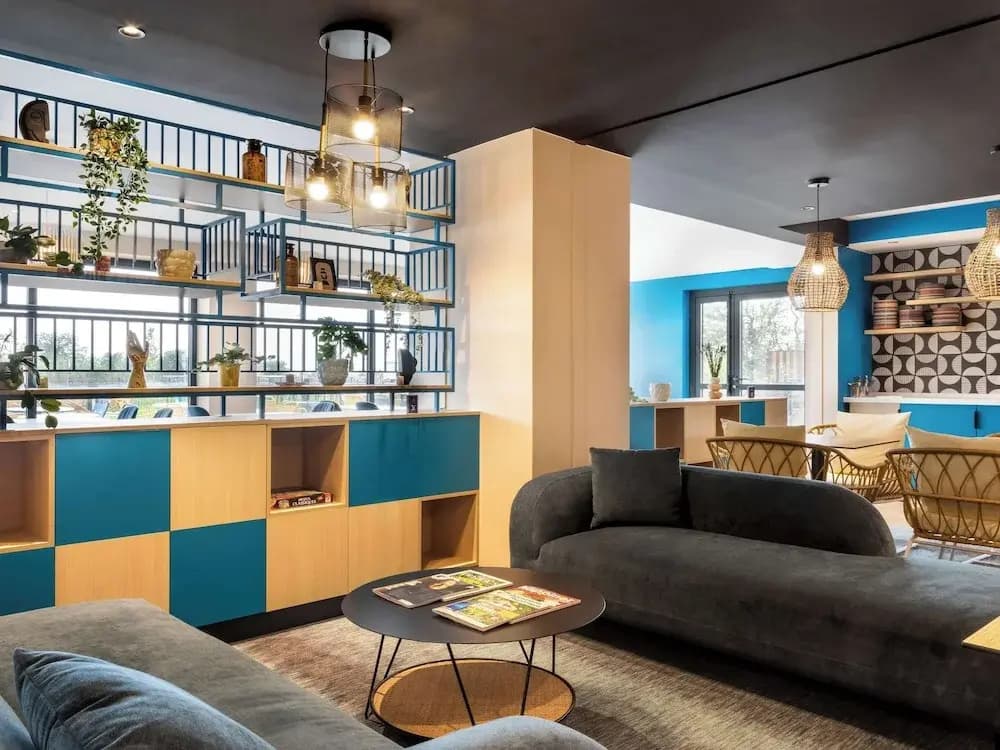 Ibis Styles Miramas - Provence - Photo 2