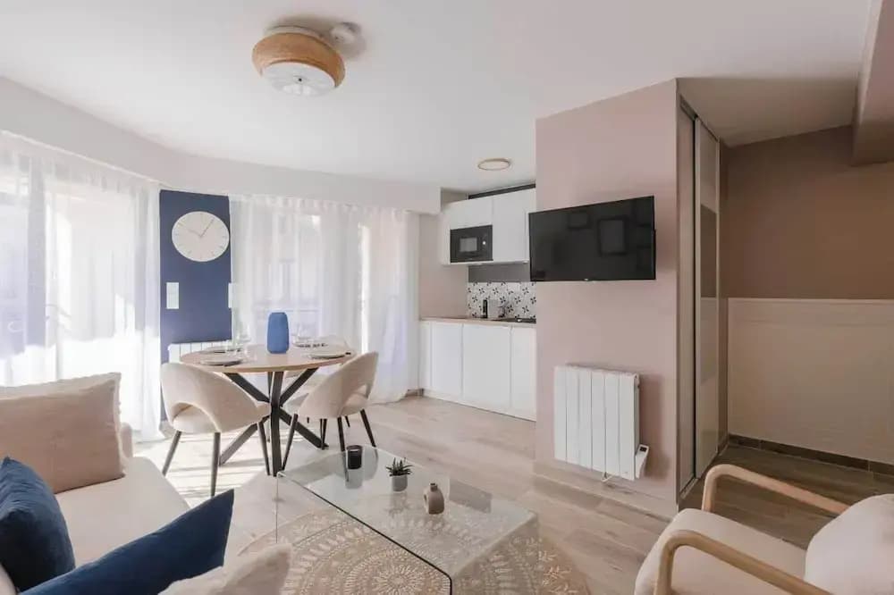 Luxurious Apartment With Parking Place Morny - Photo 5