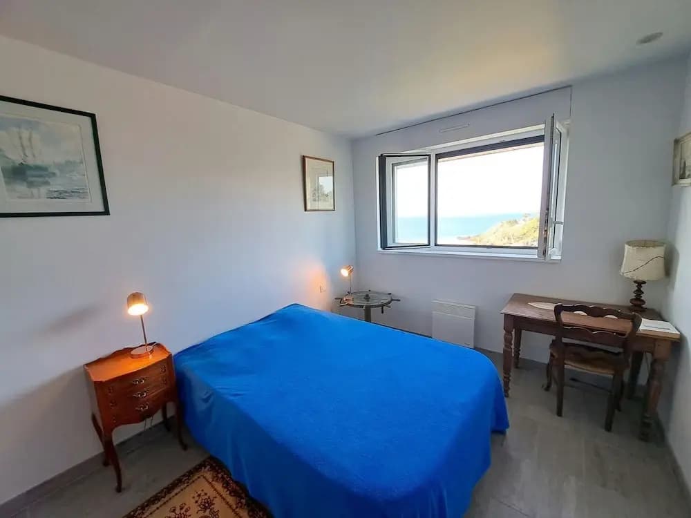 Villa in Brittany With Panoramic Sea Views - Miniature 2