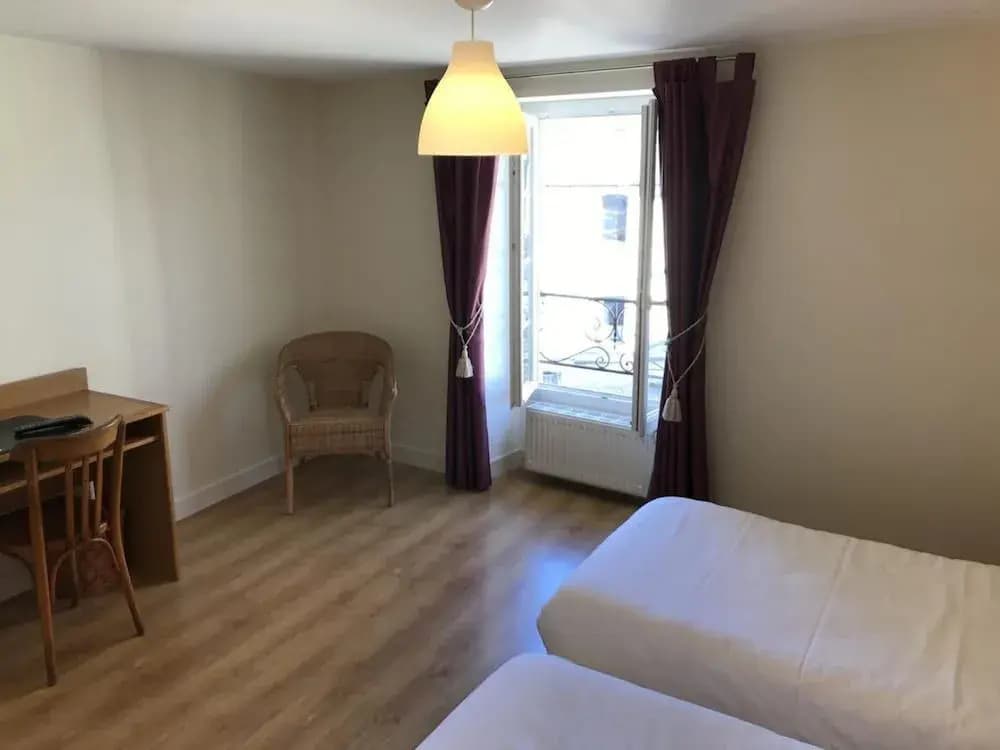 Logis Auberge de la Fontaine - Photo 2