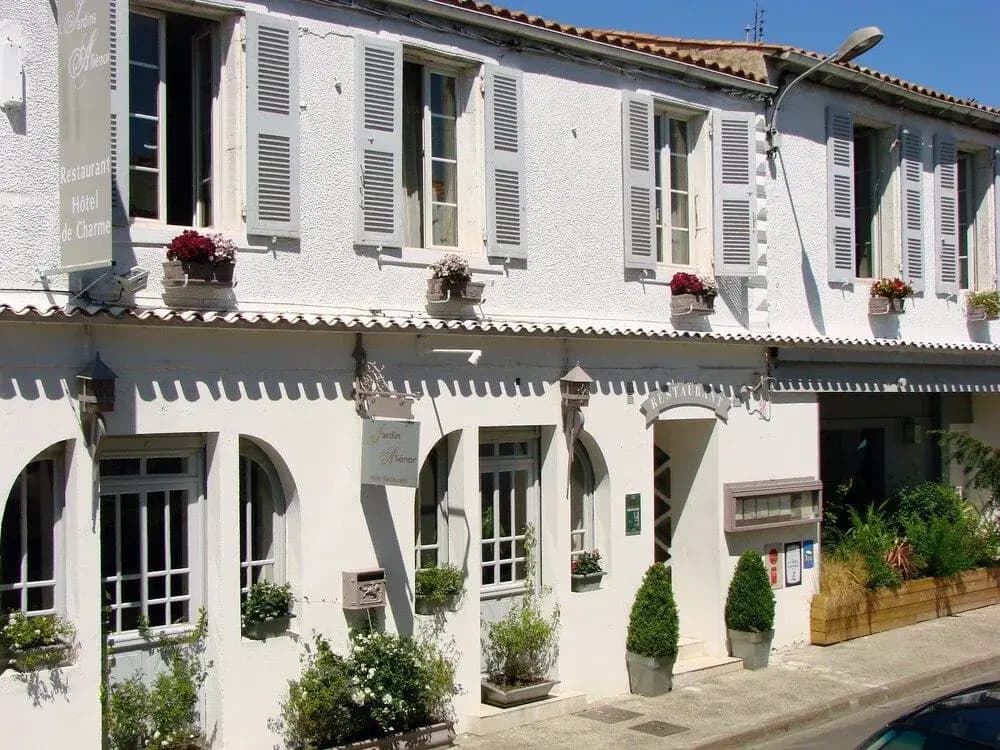 Boutique-Hôtel Les Jardins d'Aliénor - Photo 1