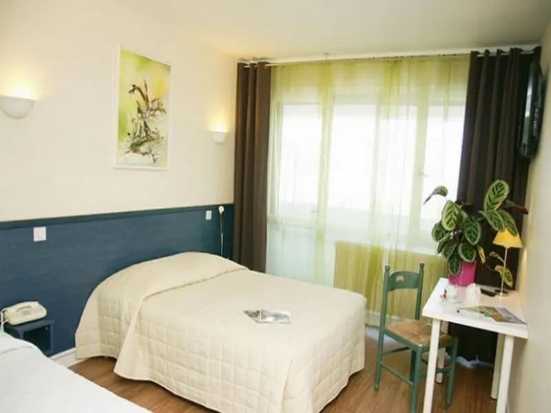 Hôtel Le Chagny - Photo 3