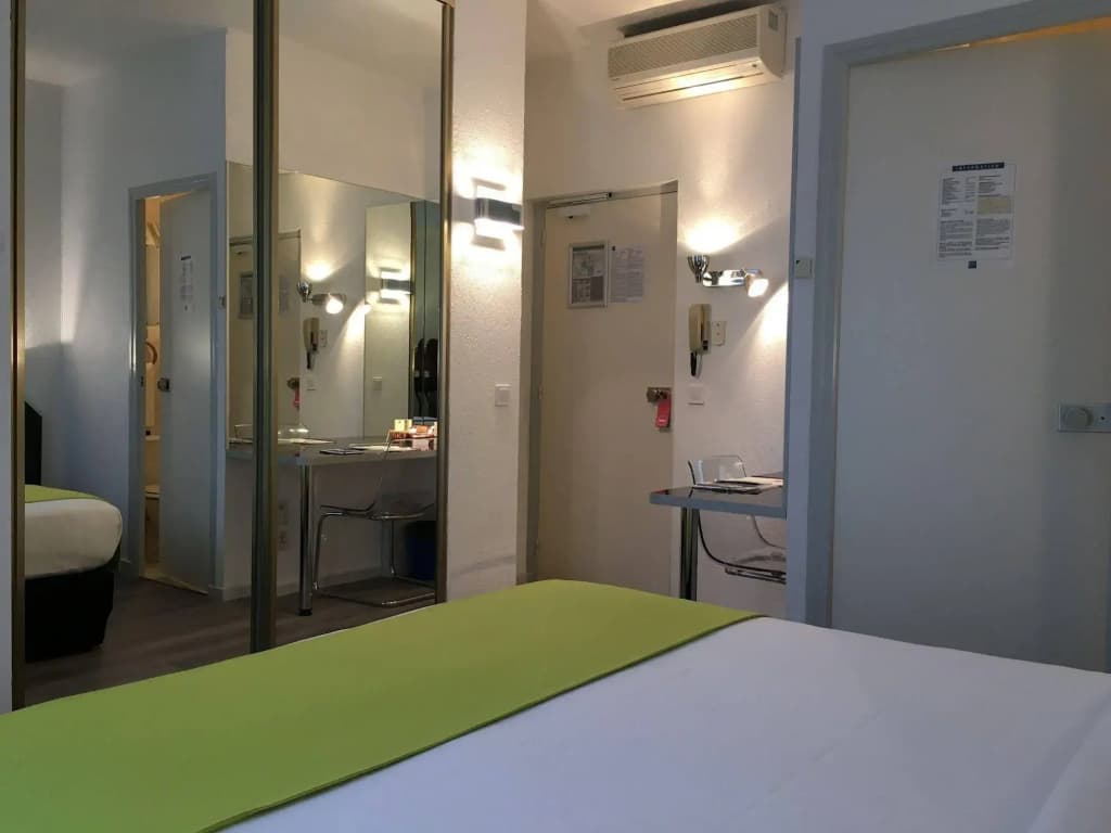 BRH Boulogne Résidence Hôtel - Miniature 7