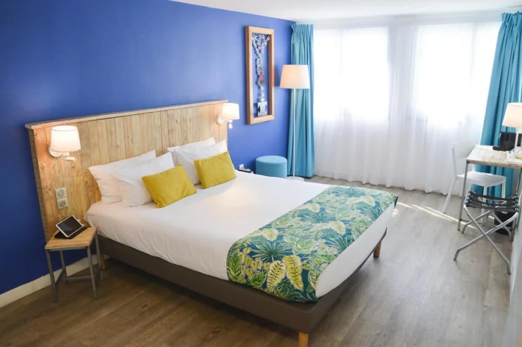 Hotel Le Grand Bleu - Miniature 3