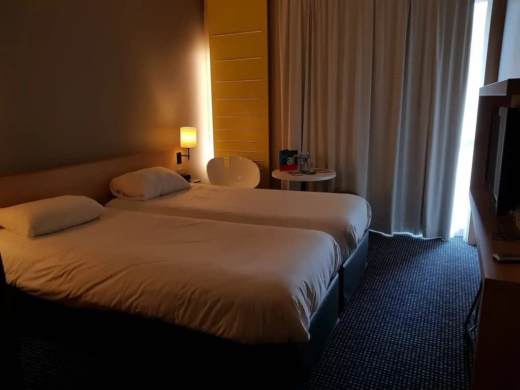 ibis Styles Nantes Rezé Aéroport - Miniature 6