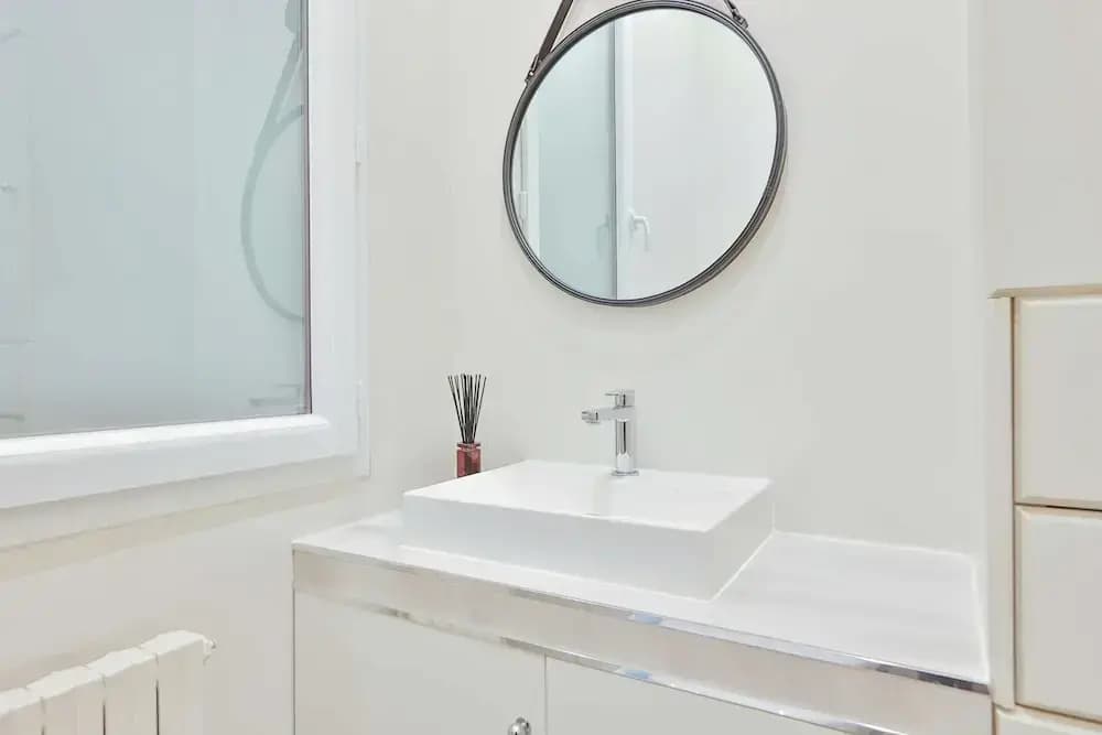 Magnificent Flat - Near Trocadaro - Miniature 8