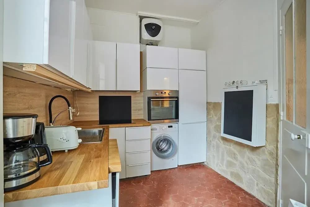 Superb Eiffel Tower Terrace Apartment - Photo 3