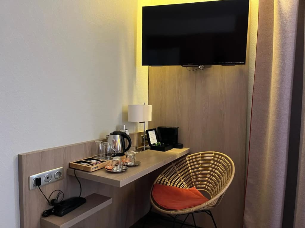 Hôtel Normandy - Photo 2
