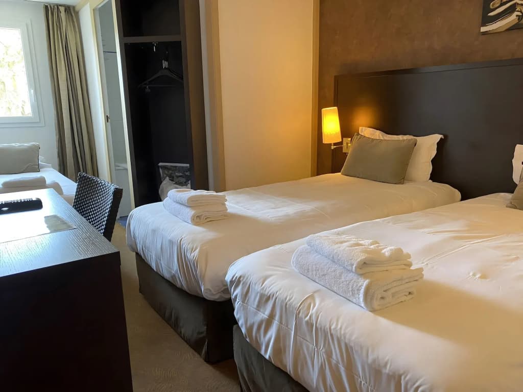 Shelder Hotel - Miniature 4