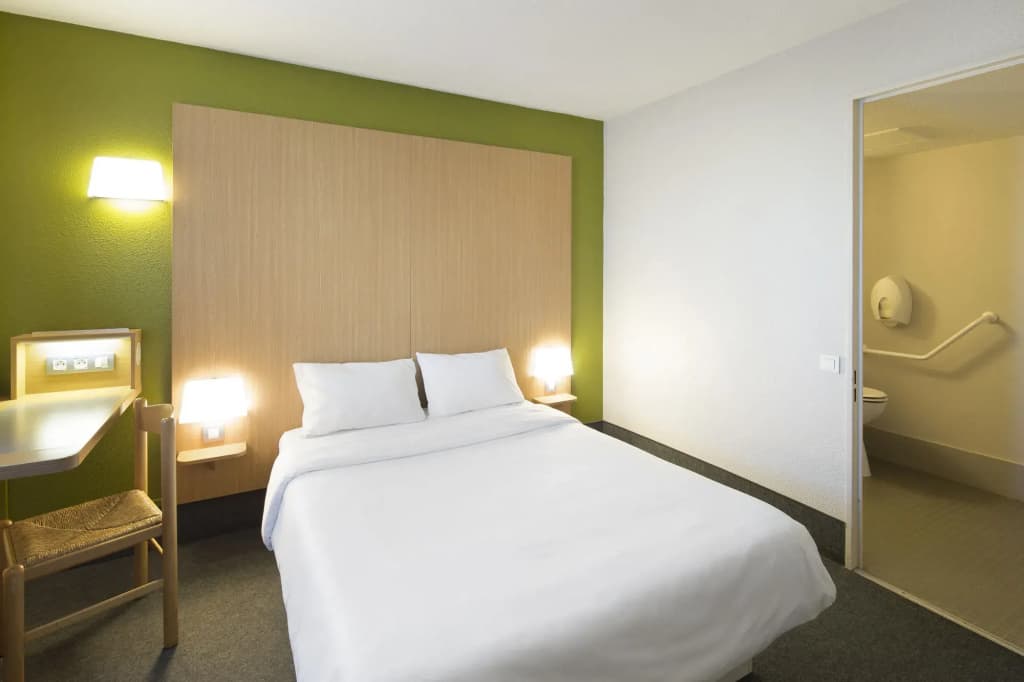 B&B HOTEL Fréjus Roquebrune-sur-Argens - Miniature 6