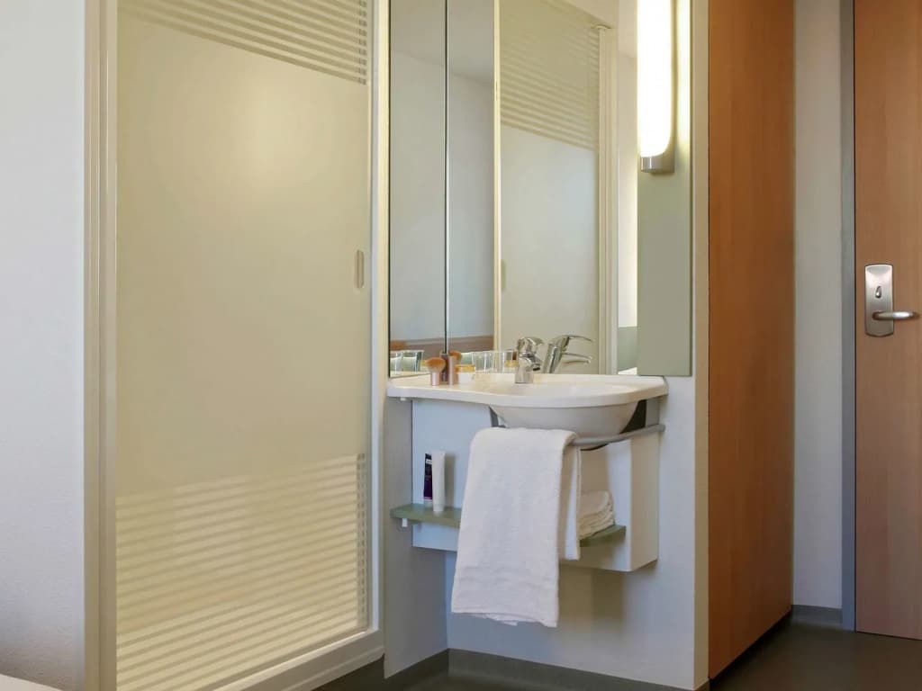 ibis budget Manosque Cadarache - Miniature 7