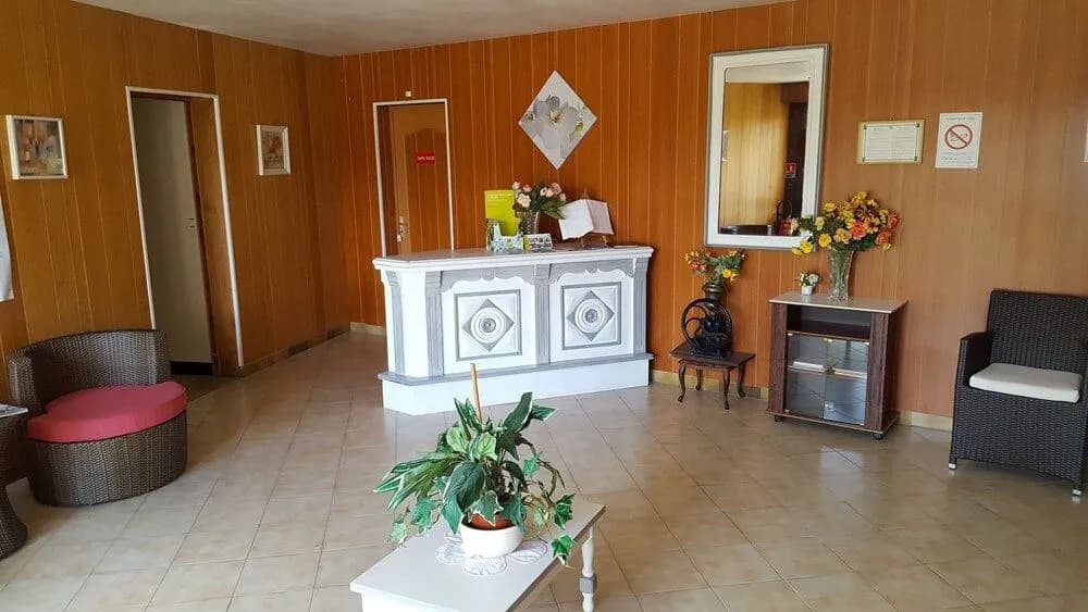 Logis Au Relais de la Lieure - Photo 1