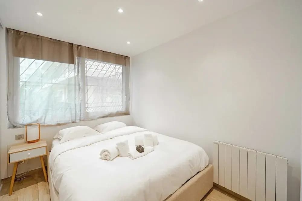 Renovated apt With Parking & Terrace - Palm Beach - Photo 2