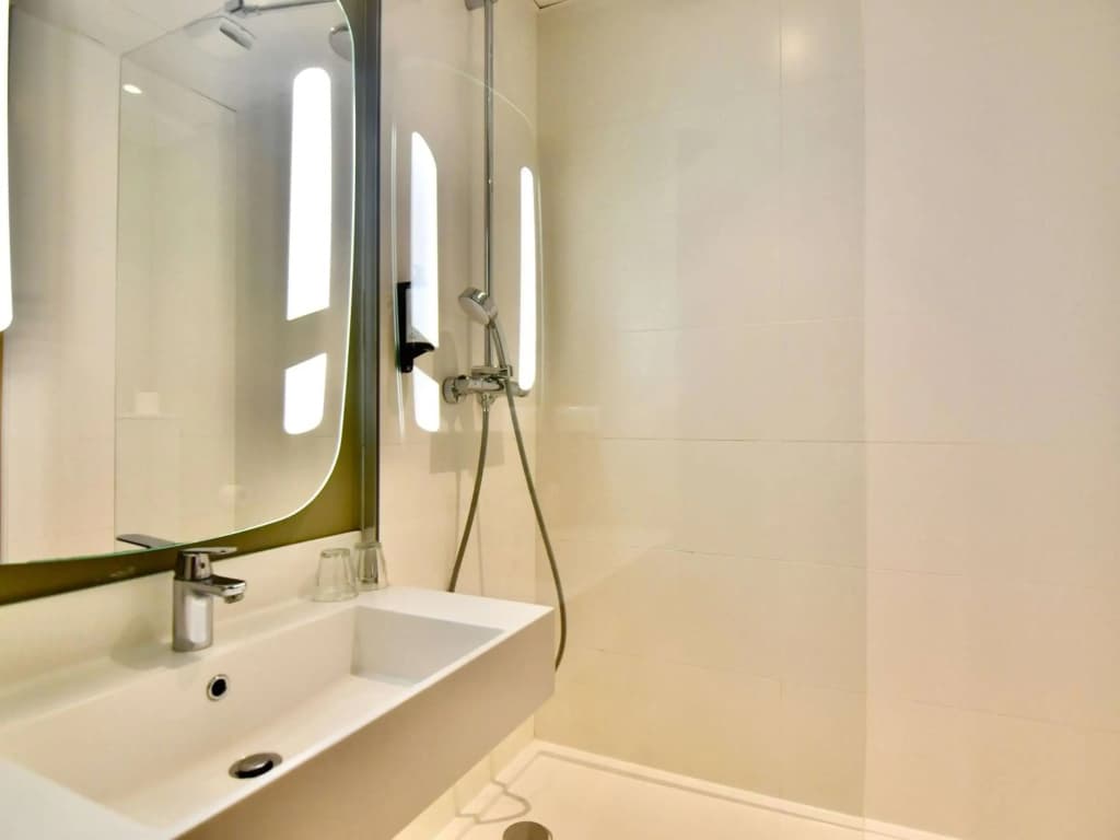 ibis Nantes Saint Herblain - Miniature 8