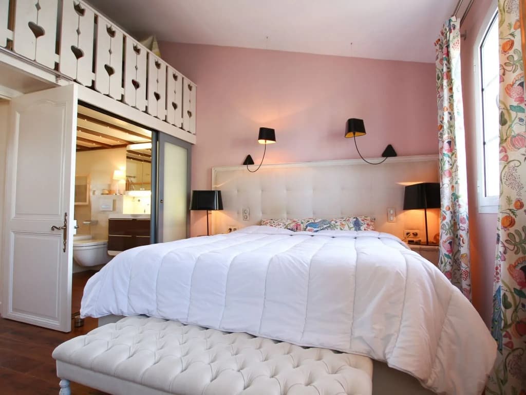 Lovely Holiday Home in Port Grimaud With Terrace - Photo 3