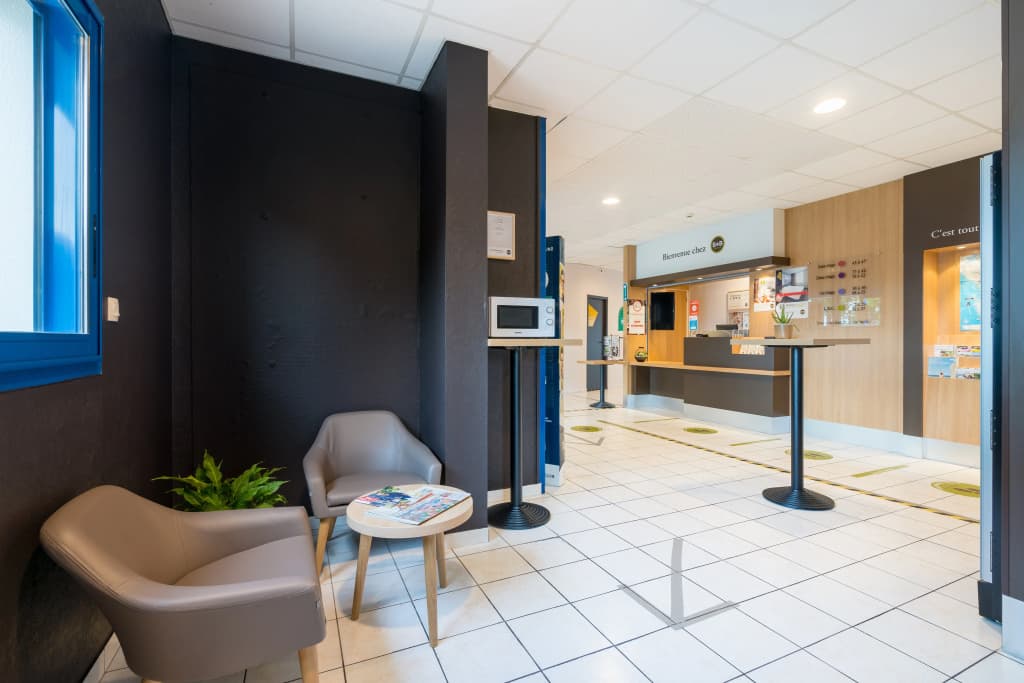 B&B HOTEL Auray Carnac - Photo 2