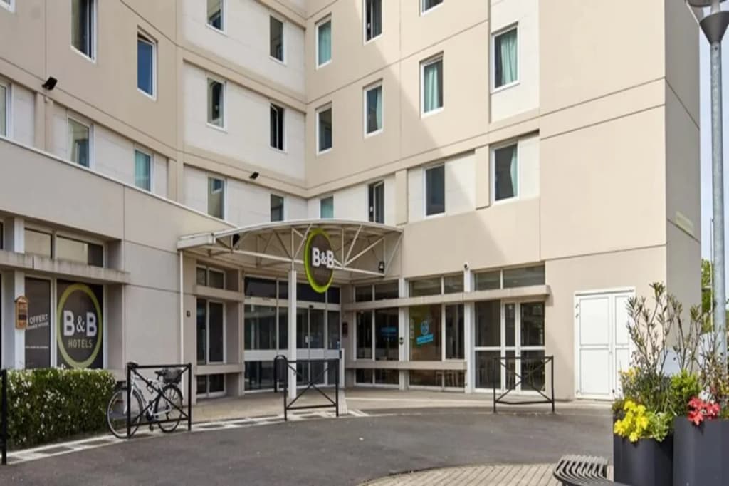 B&B HOTEL Paris Grand Roissy CDG Aéroport - Photo 1