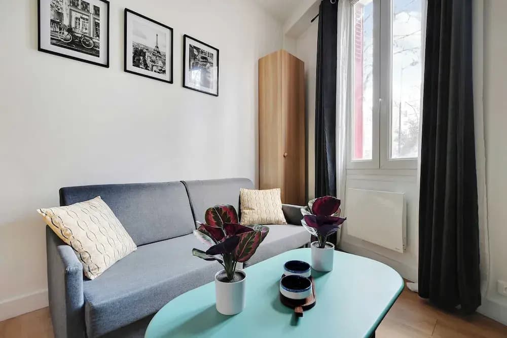 Peaceful Apartment With 1 Room - Photo 5
