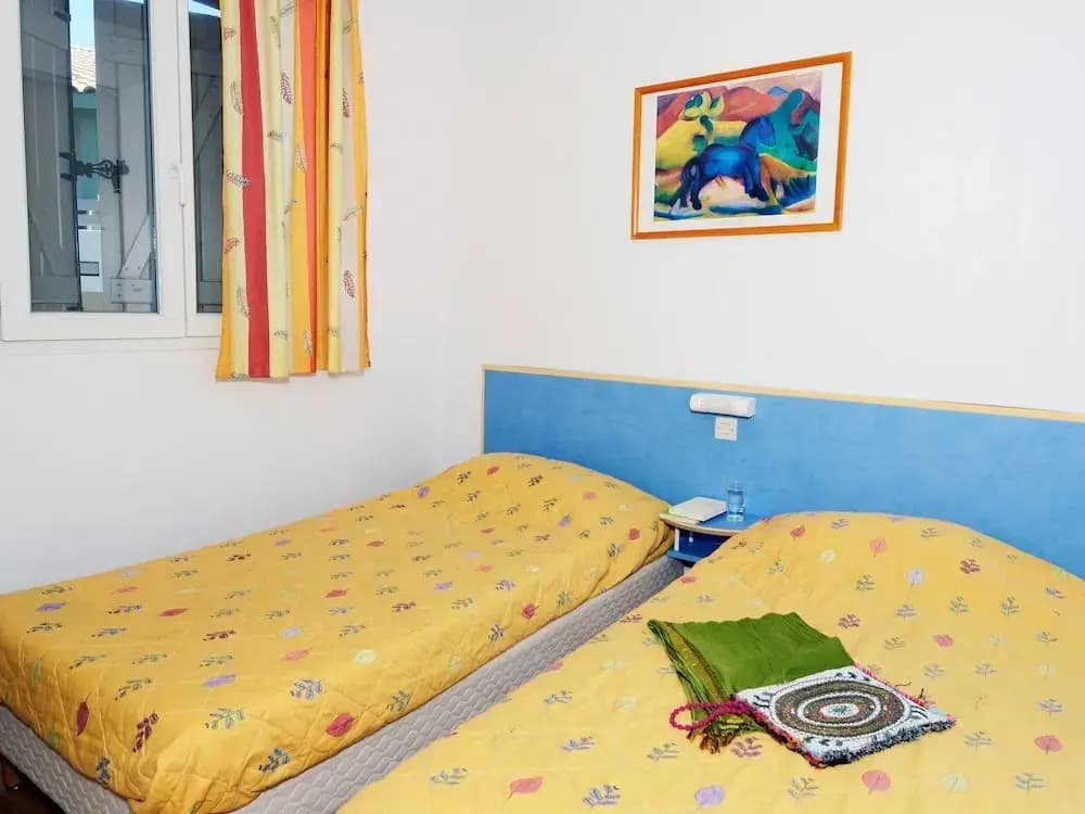 Apartment in France With Private Garden - Miniature 3