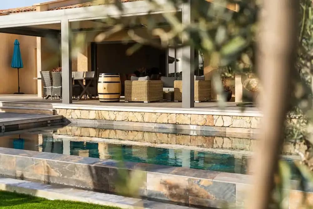 Villa Riposu Jacuzzi Pool Beach Access on Foot - Photo 1