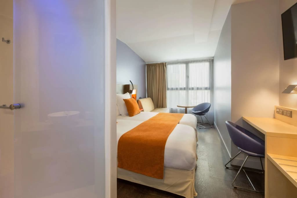 Best Western Seine West Hotel - Photo 4