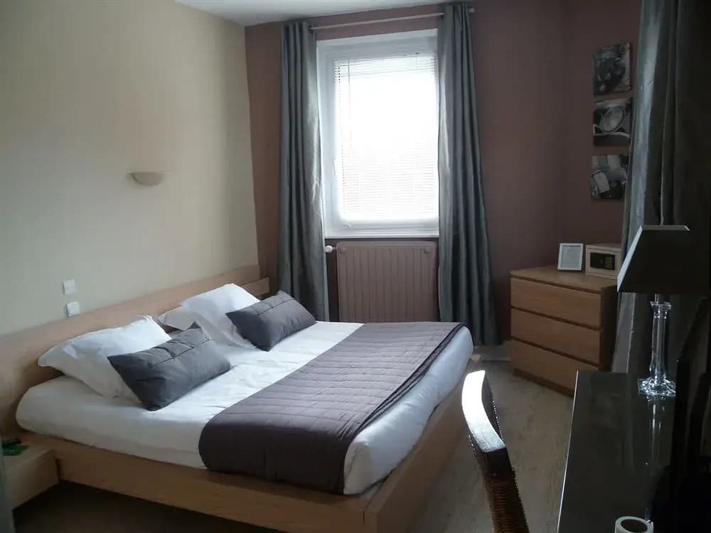 Hôtel Jules - Photo 2