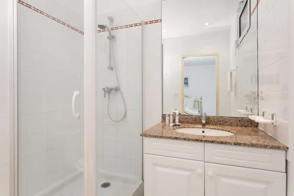 Madame Vacances Villas Club Royal Ocean 17 - Miniature 7