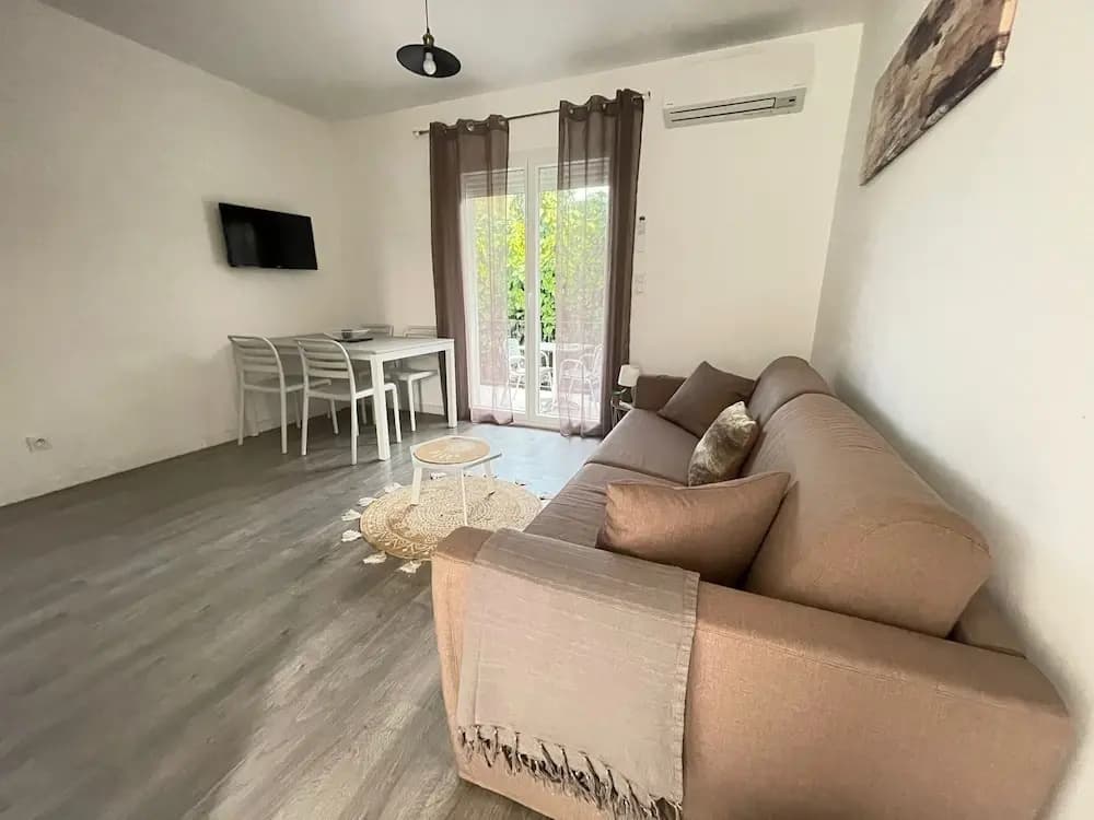 appartement lido de la marana - Miniature 2