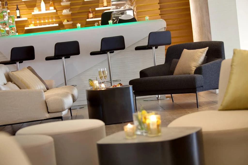 Renaissance Aix-en-Provence Hotel - Photo 2