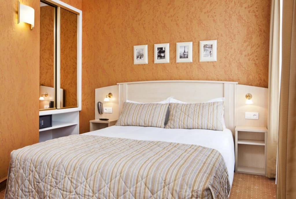 Elysees Opera Hotel - Miniature 6