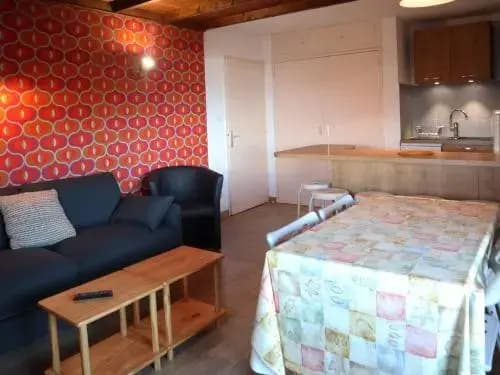Rental Apartment Le Silhourais - Photo 1