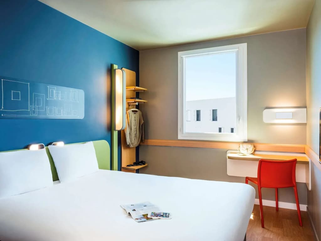 ibis budget Saint Quentin en Yvelines Velodrome - Photo 4